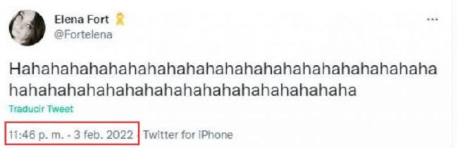 扒开胸罩露出奶